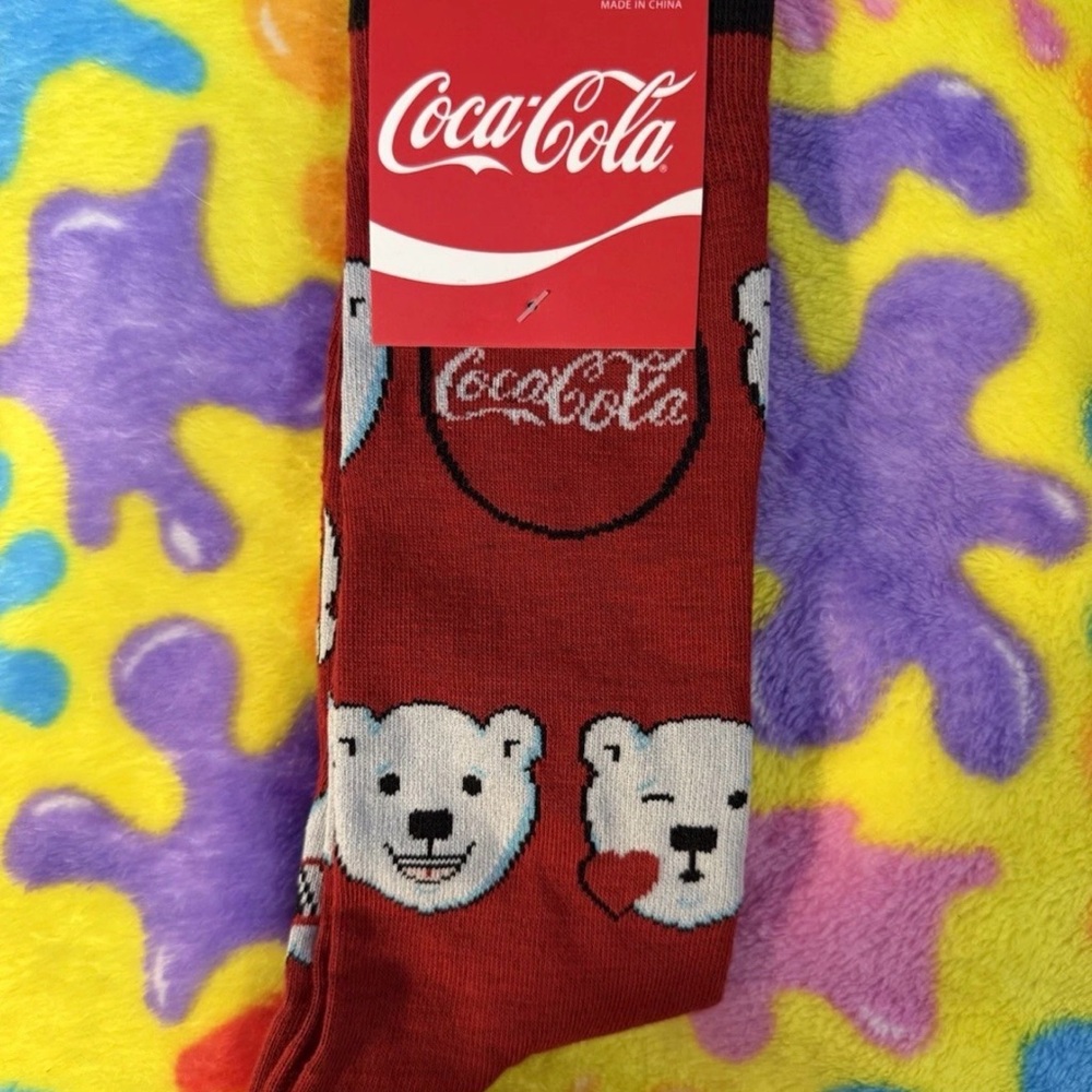 NWT COCA COLA CREW SOCKS ONE SIZE
